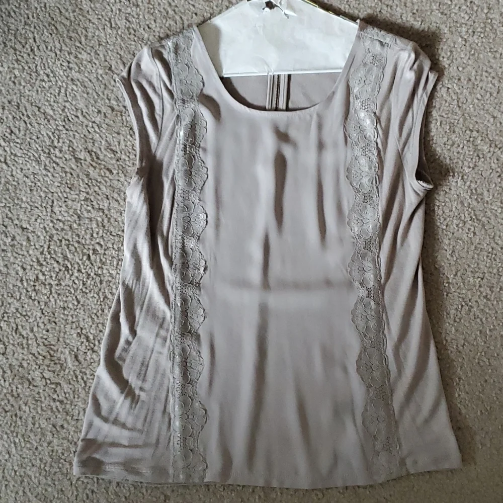 Limited Top - Picture 1 of 6